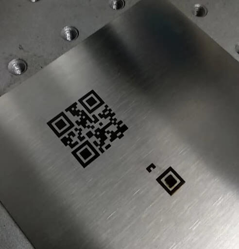 Máquinas de grabado laser en metal: Guía completa