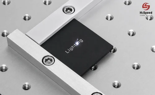 Hispeedlaser_marking_machine_engraving_workpiece